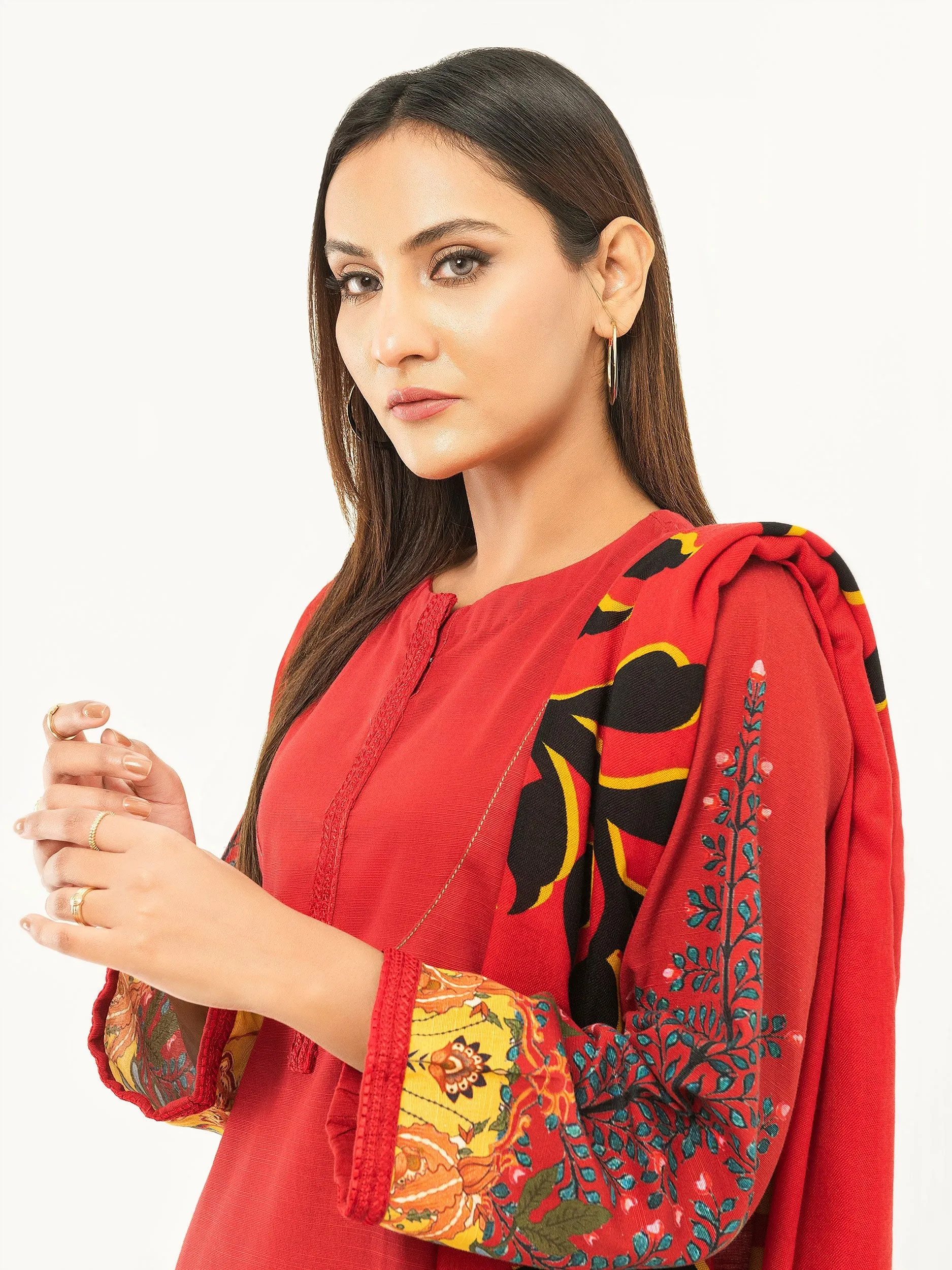 2 Piece Khaddar Suit-Embroidered (Pret)