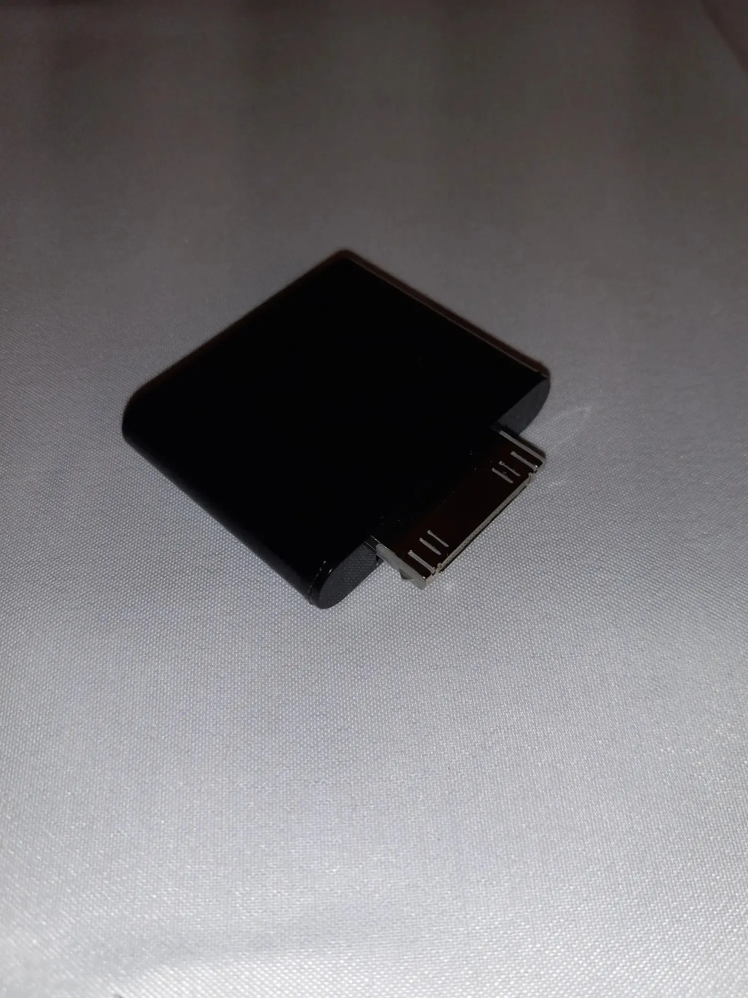 30-Pin iPod Bluetooth Transmitter