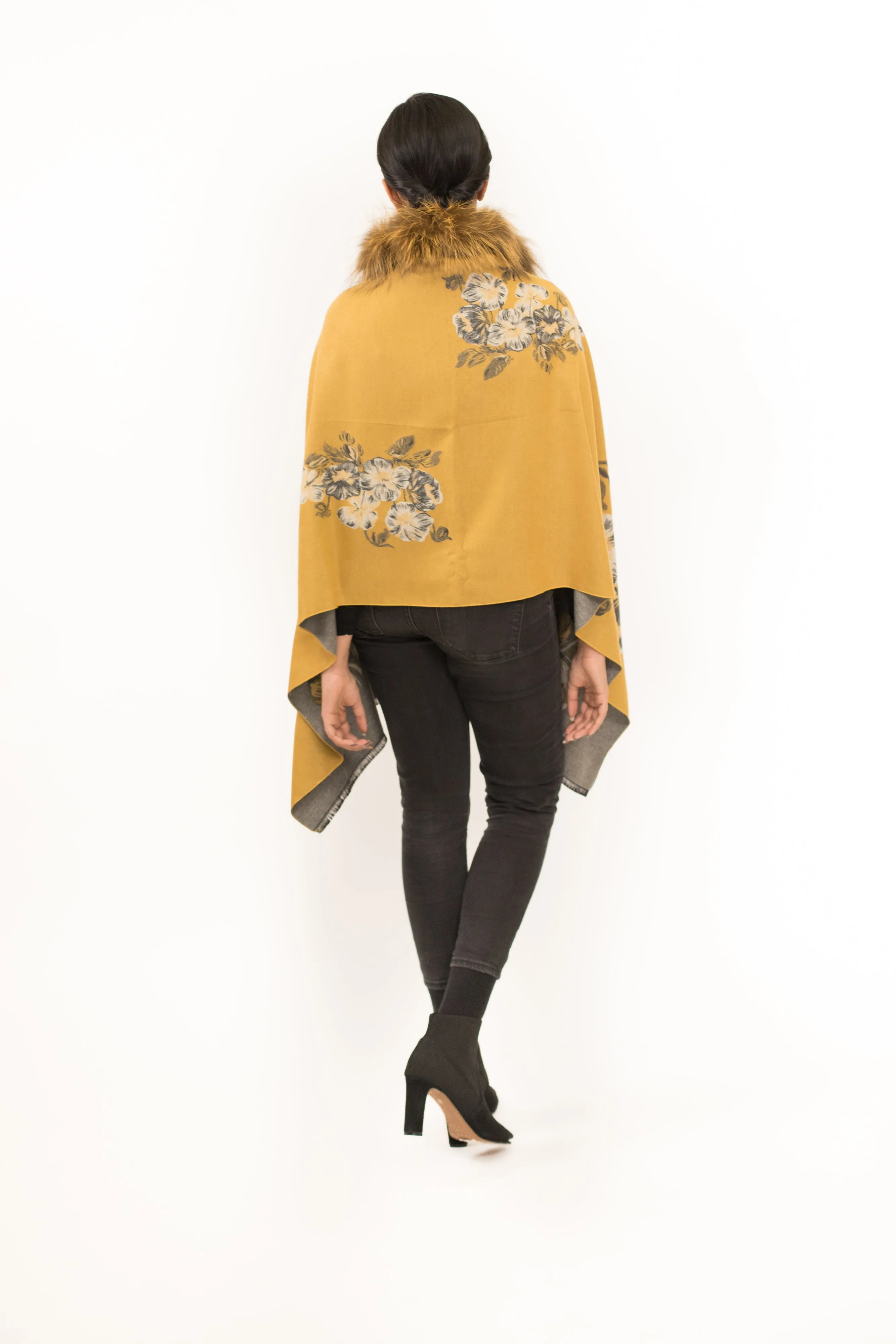 Luxurious Cashmere Wrap with Fur Trim - ADUR Printed Design