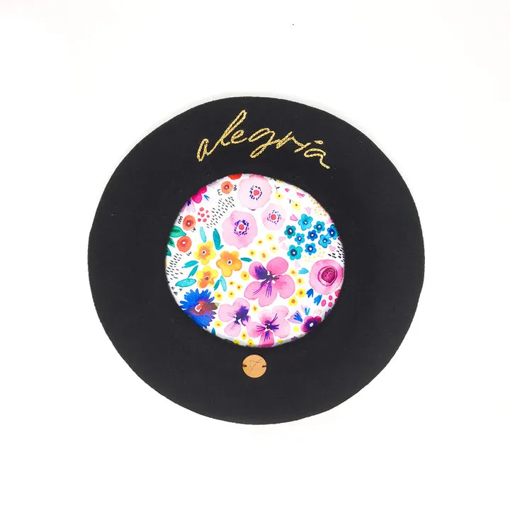 Alegría –Embroidered Beret in Large