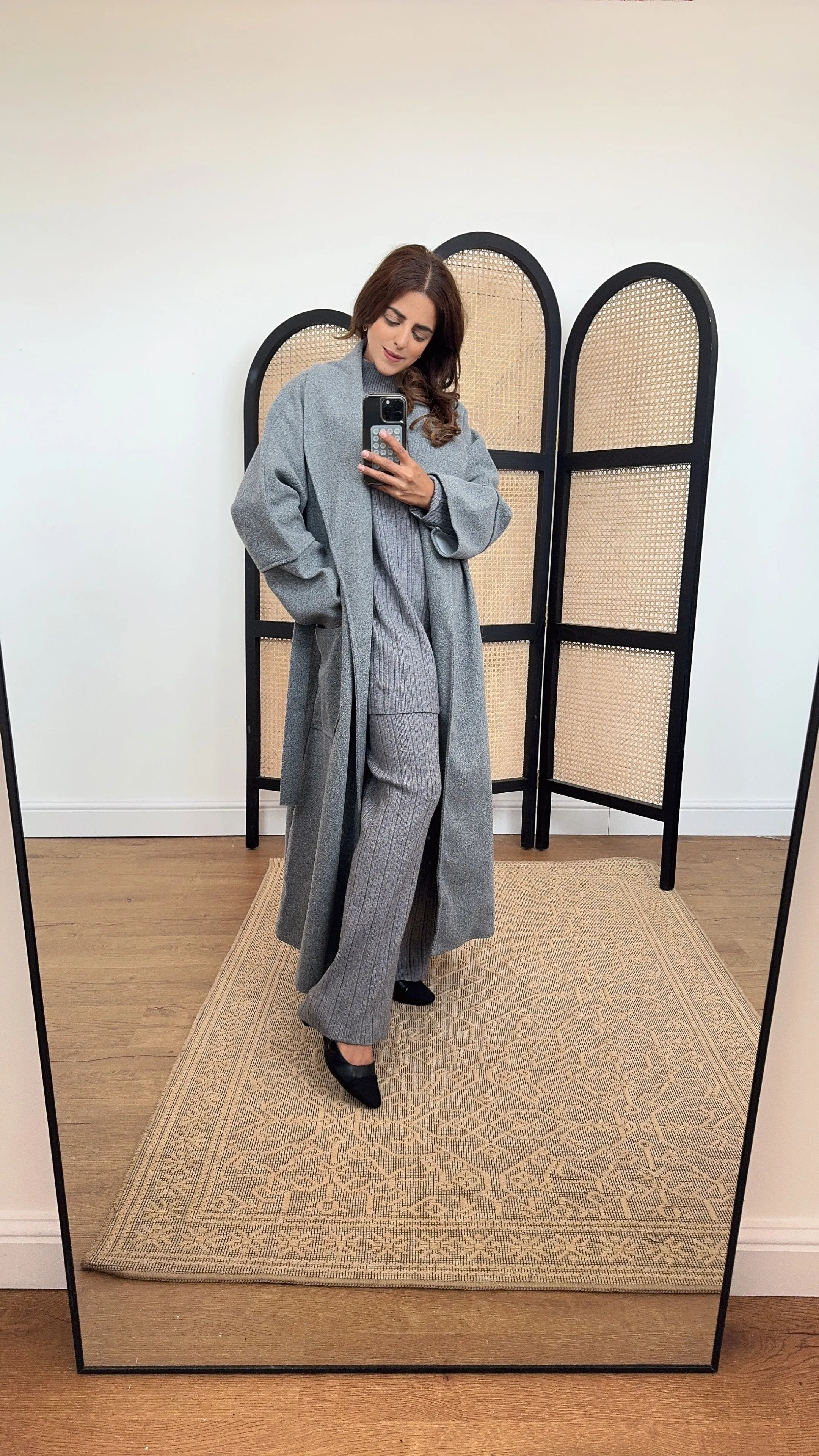 amaya coat in grey