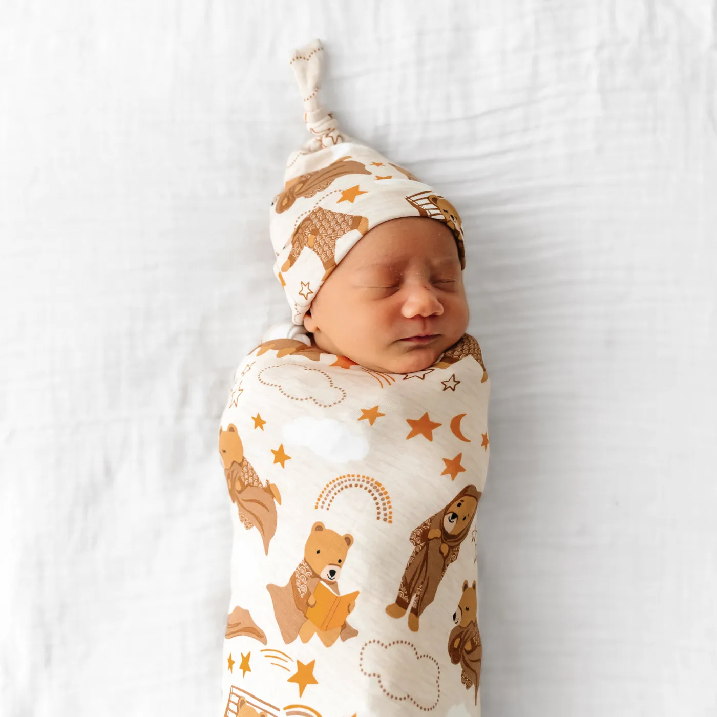 Beary Sleepy Swaddle & Hat Set