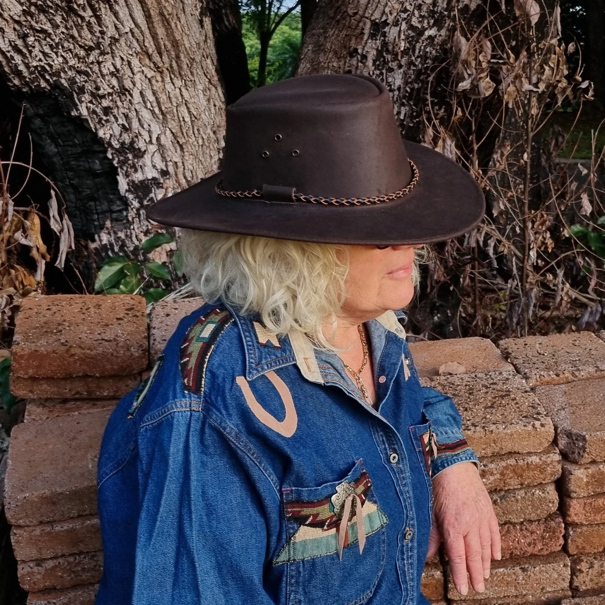 Echuca Oiled Leather Australian Hat in Brown