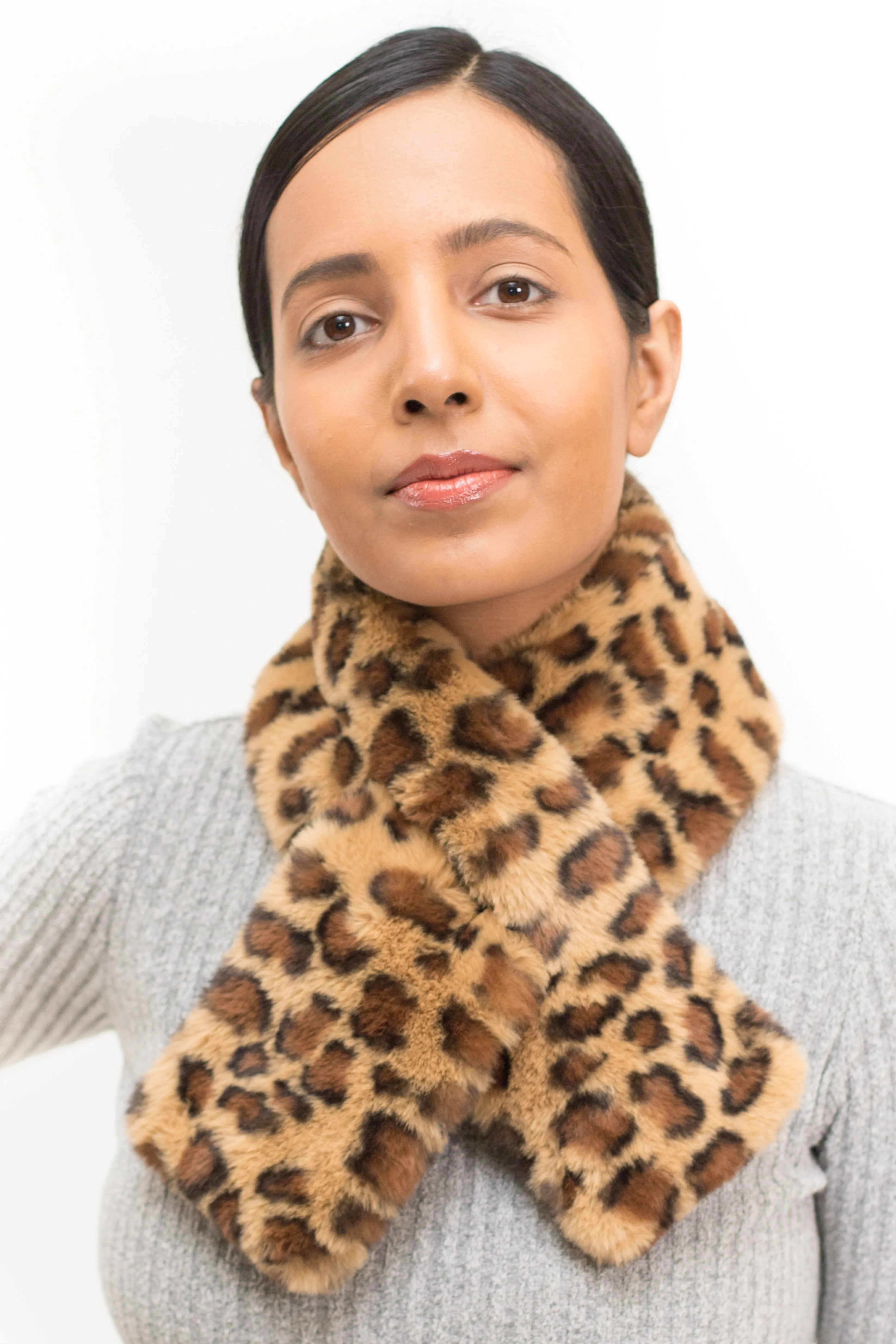 Leopard Print Faux Fur Scarf