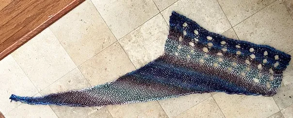 Zita shawl, sample